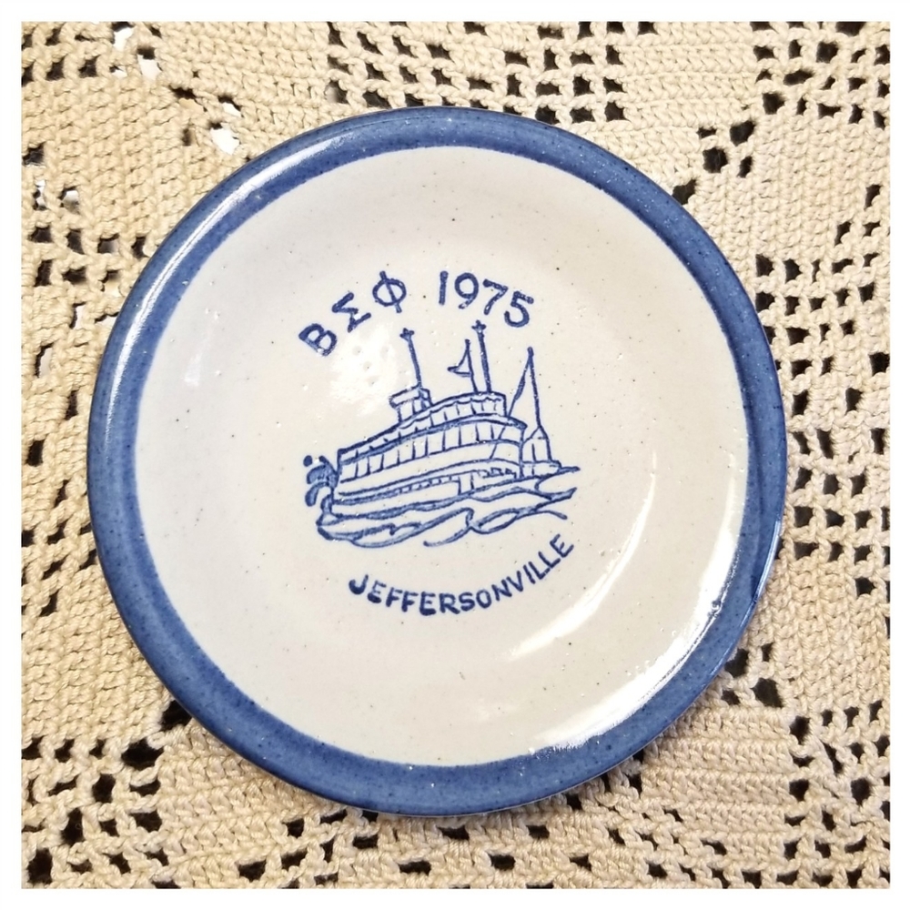 Vintage Louisville Stoneware Co. Plate